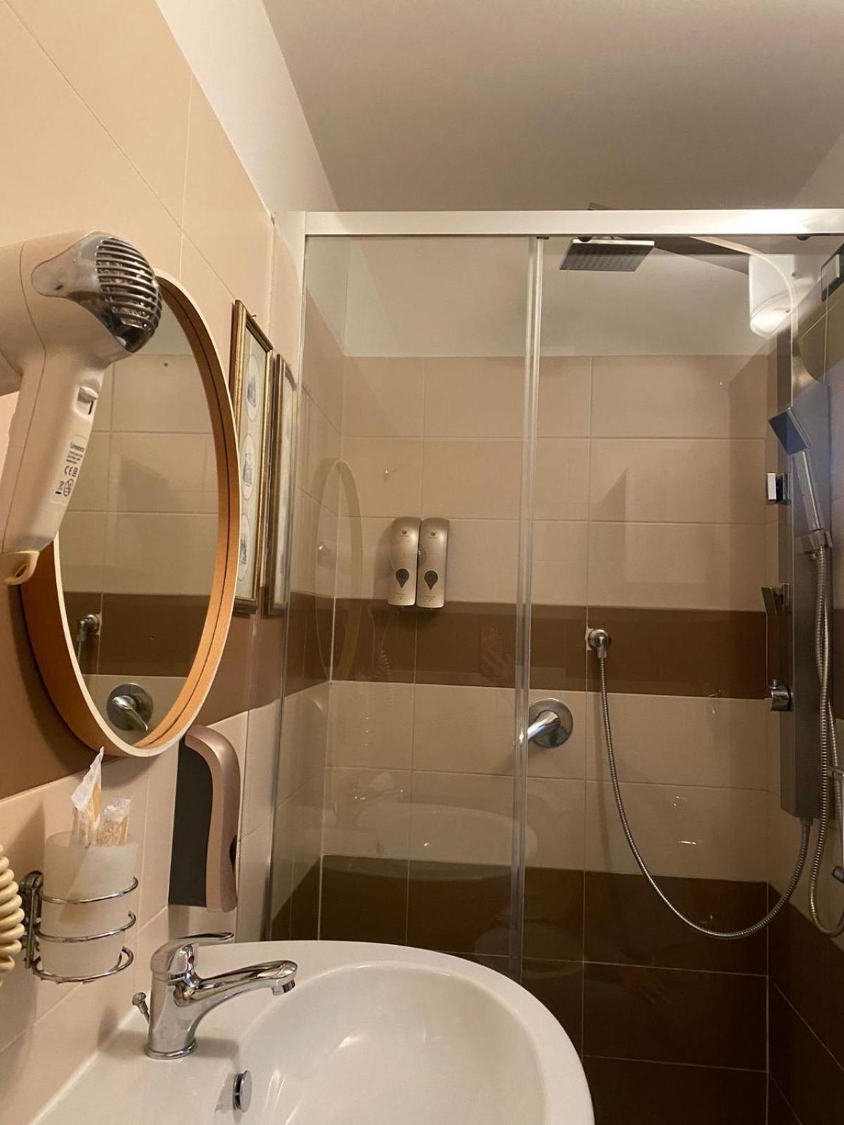 Guest House Aria Roma Ngoại thất bức ảnh